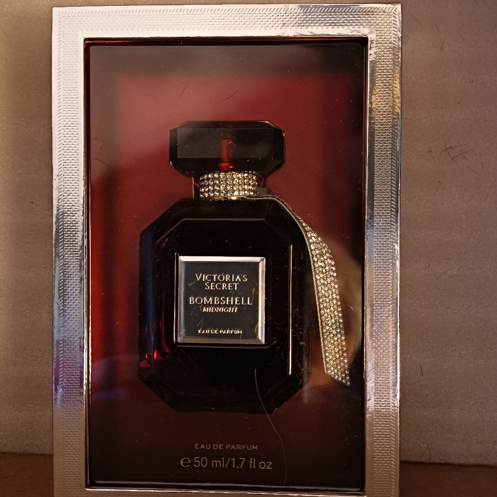 Victoria's Secret Bombshell Midnight Perfume NWT, NEVER USED 1.7 FL